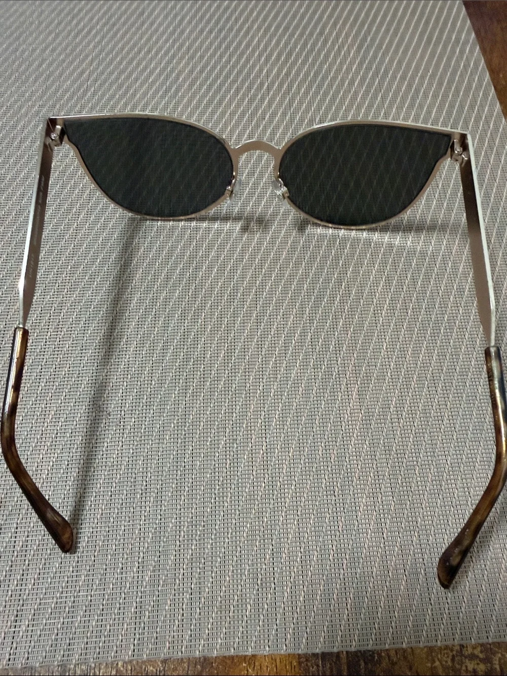 Foster Grant Silver Frame Sunglasses with Green gold Mirrored Lenses